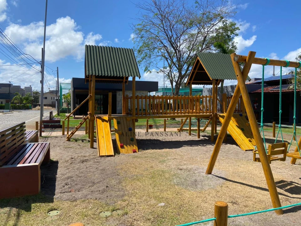 Imagens do imóveis CASA PARA LOCAÇÃO ANUAL, 03 SUÍTES, ESCRITÓRIO, SOLÁRIUM, PISCINA, INTERMARES