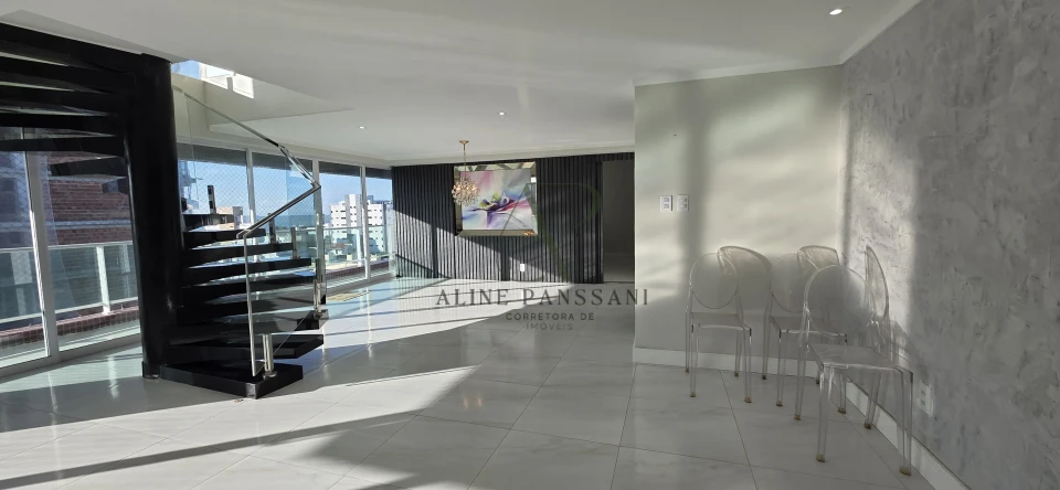 Imagens do imóveis COBERTURA DUPLEX COM VISTA MAR, 250m², 5 QUARTOS, SENDO 2 SUÍTES, PISCINA, NASCENTE, 1 VAGA, EM CAMBOINHA