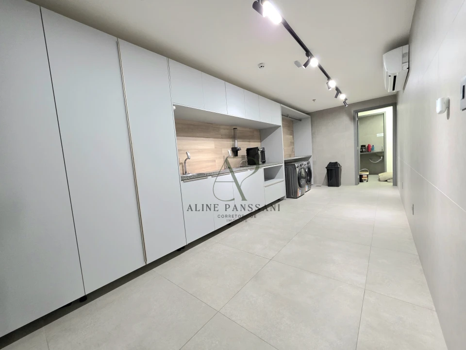 Imagens do imóveis FLAT DE LUXO TÉRREO À VENDA, 55m², COM OU SEM MOBÍLIA, PÉ NA AREIA, VISTA MAR, JARDIM OCEANIA