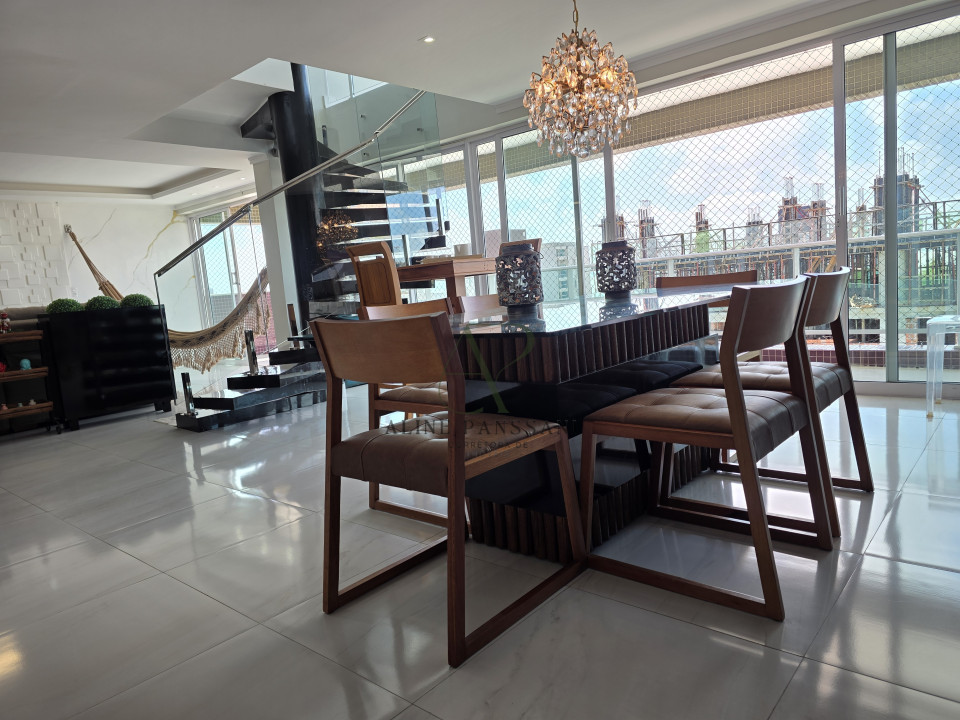 Imagens do imóveis COBERTURA DUPLEX COM VISTA MAR, 250m², 5 QUARTOS, SENDO 2 SUÍTES, PISCINA, NASCENTE, 1 VAGA, EM CAMBOINHA