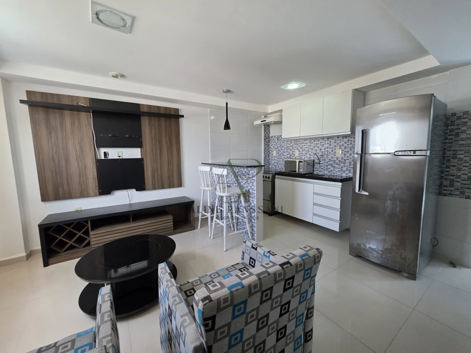 Imagens do imóveis CASA PARA LOCAÇÃO ANUAL, 03 SUÍTES, ESCRITÓRIO, SOLÁRIUM, PISCINA, INTERMARES