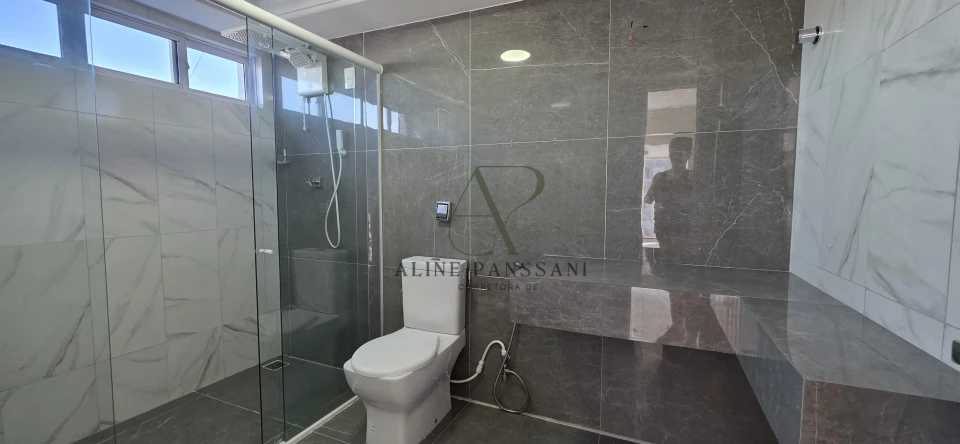 Imagens do imóveis COBERTURA DUPLEX COM VISTA MAR, 250m², 5 QUARTOS, SENDO 2 SUÍTES, PISCINA, NASCENTE, 1 VAGA, EM CAMBOINHA