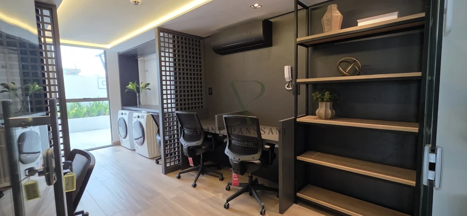 Imagens do imóveis FLAT À BEIRA MAR À VENDA, 24m², 1 QUARTO, ÁREA DE LAZER COMPLETA, SUL, VAGA ROTATIVA, VISTA MAR DEFINITIVA