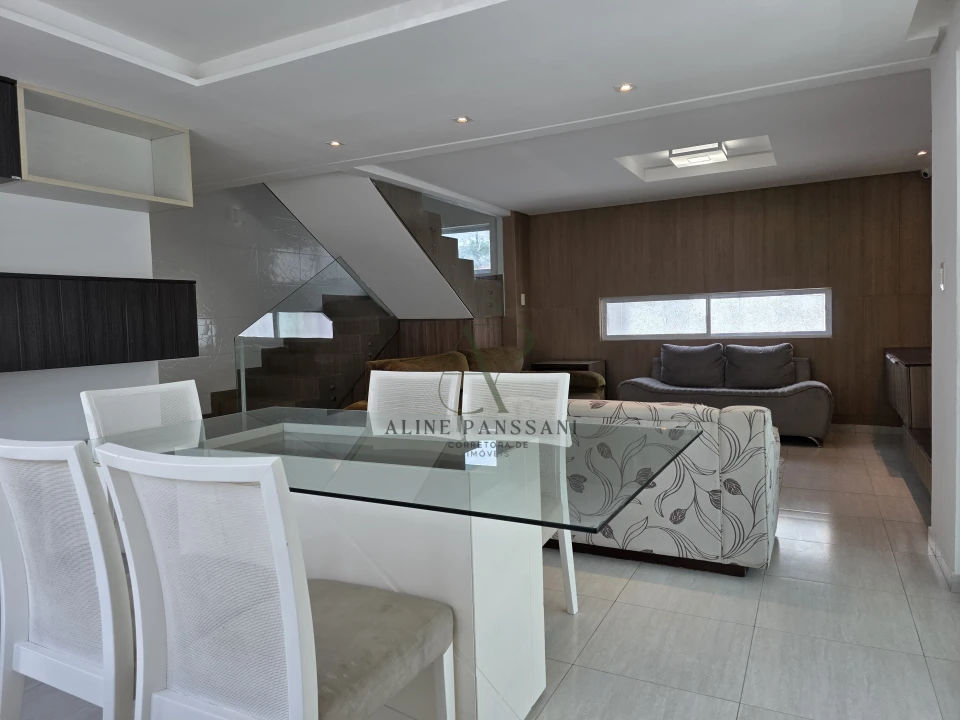 Imagens do imóveis CASA PARA LOCAÇÃO ANUAL, 03 SUÍTES, ESCRITÓRIO, SOLÁRIUM, PISCINA, INTERMARES