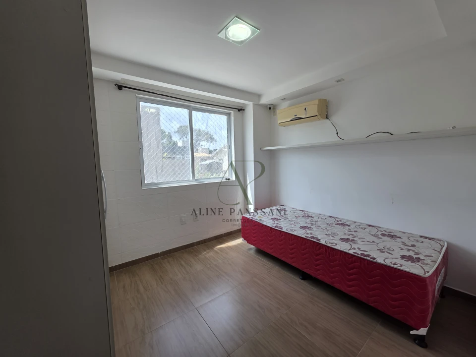 Imagens do imóveis CASA PARA LOCAÇÃO ANUAL, 03 SUÍTES, ESCRITÓRIO, SOLÁRIUM, PISCINA, INTERMARES