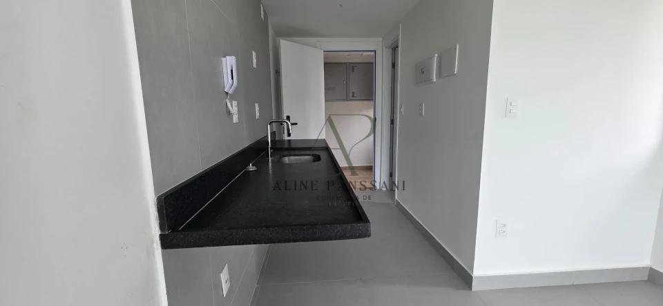 Imagens do imóveis FLAT À BEIRA MAR À VENDA, 24m², 1 QUARTO, ÁREA DE LAZER COMPLETA, NORTE, VAGA ROTATIVA
