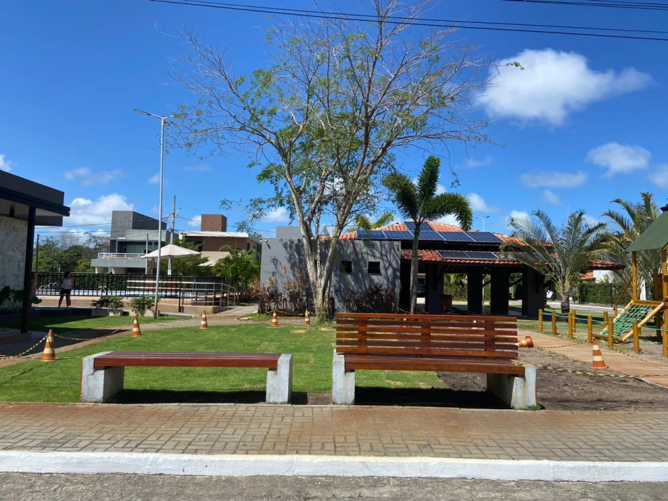 Imagens do imóveis CASA PARA LOCAÇÃO ANUAL, 03 SUÍTES, ESCRITÓRIO, SOLÁRIUM, PISCINA, INTERMARES
