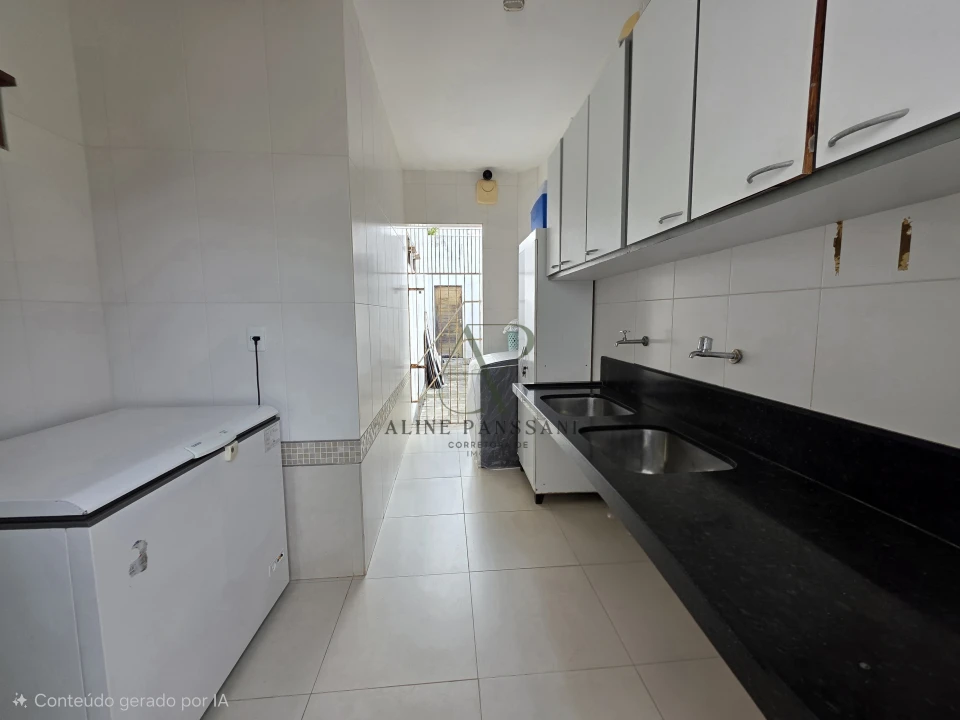 Imagens do imóveis CASA DUPLEX,  SOLTA À VENDA, 321M², 4 SUÍTES, PISCINA, 2 VAGAS, INTERMARES