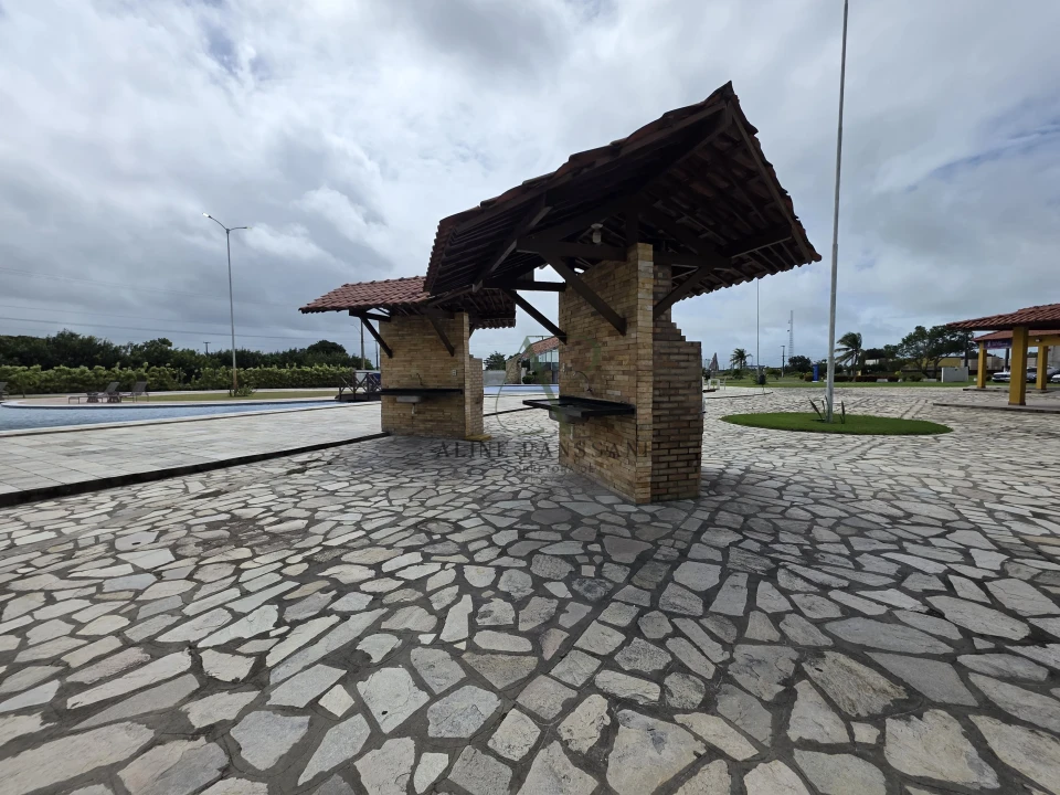 Imagens do imóveis TERRENO À VENDA EM CONDOMÍNIO FECHADO, PRÓXIMO À ÁREA DE LAZER, 15X30