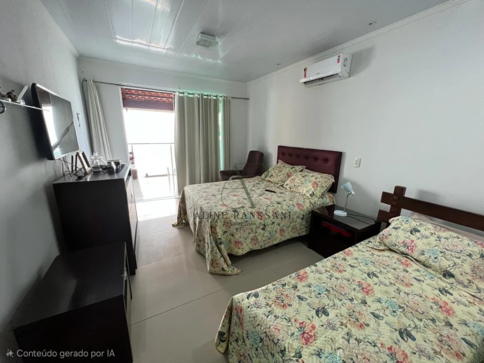 Imagens do imóveis CASA À VENDA, 287m², 4 QUARTOS, PISCINA, 6 VAGAS, INTERMARES