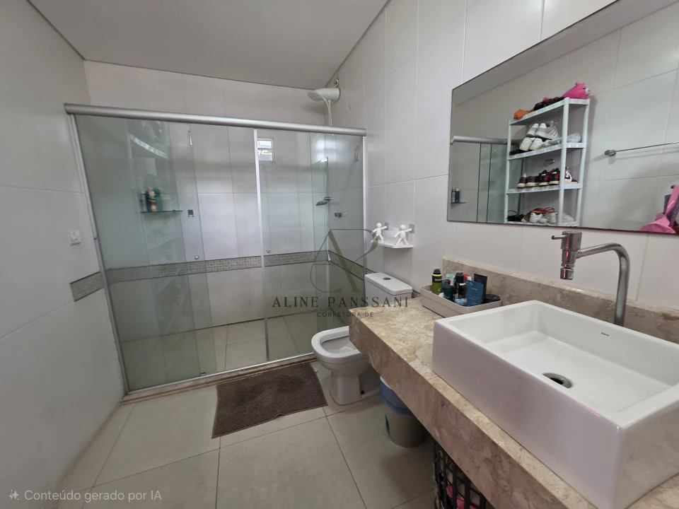 Imagens do imóveis CASA DUPLEX,  SOLTA À VENDA, 321M², 4 SUÍTES, PISCINA, 2 VAGAS, INTERMARES