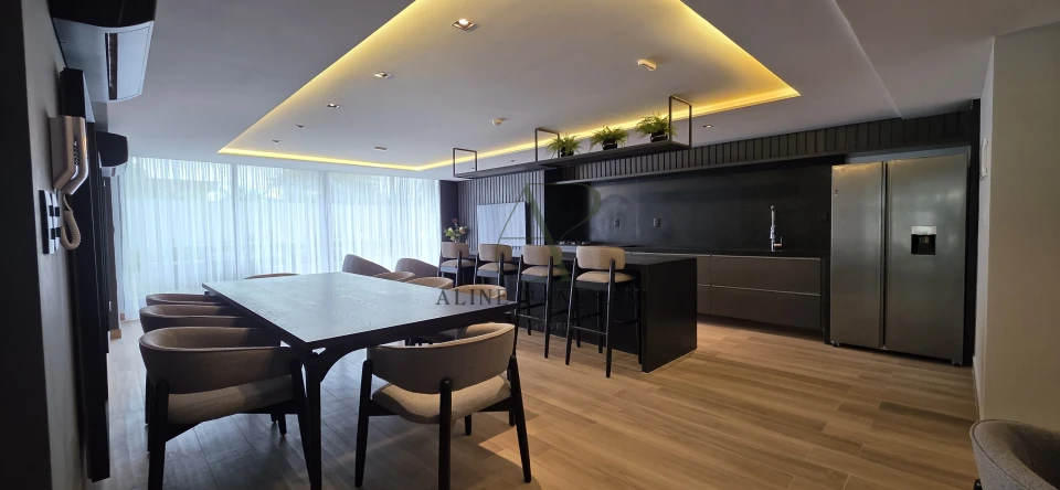 Imagens do imóveis FLAT À BEIRA MAR À VENDA, 24m², 1 QUARTO, ÁREA DE LAZER COMPLETA, SUL, VAGA ROTATIVA, VISTA MAR DEFINITIVA