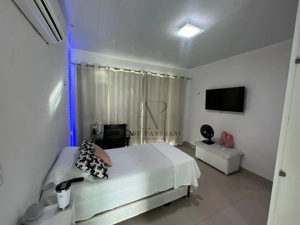 Imagens do imóveis CASA À VENDA, 287m², 4 QUARTOS, PISCINA, 6 VAGAS, INTERMARES