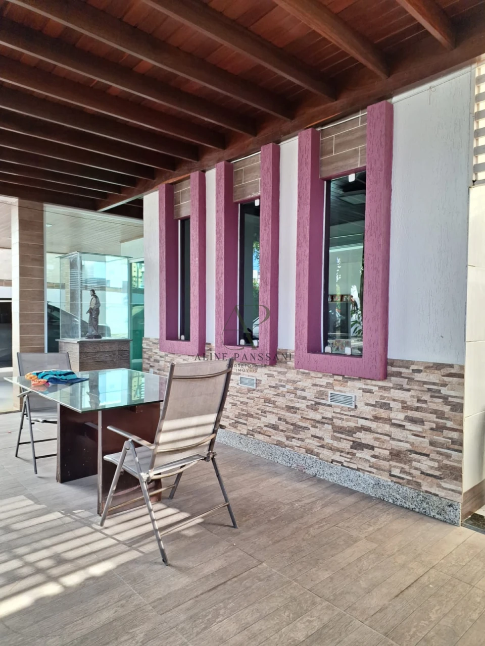 Imagens do imóveis CASA À VENDA, 287m², 4 QUARTOS, PISCINA, 6 VAGAS, INTERMARES