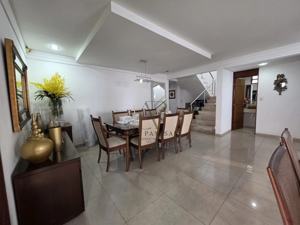 Imagens do imóveis CASA DUPLEX,  SOLTA À VENDA, 321M², 4 SUÍTES, PISCINA, 2 VAGAS, INTERMARES