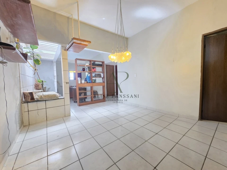 Imagens do imóveis VENDE-SE CASA OU TERRENO DE ESQUINA NO BESSA, 12X30 COM PISCINA