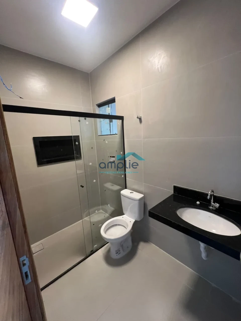 Imagens do imóveis Casa Geminada À Venda Pioneiros Londrina