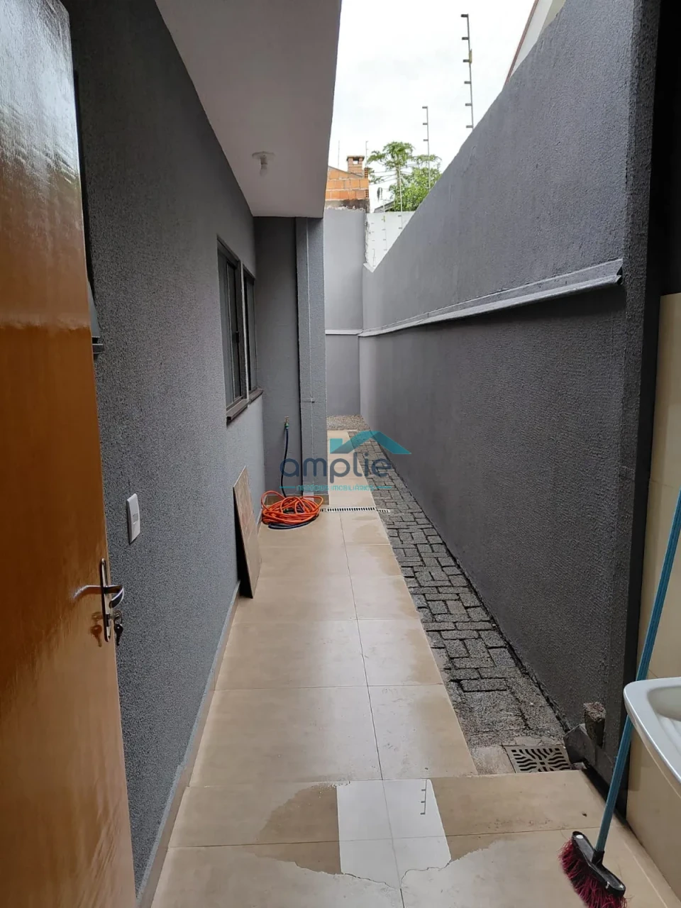 Imagens do imóveis Casa Geminada À Venda Jardim Montecatini Londrina