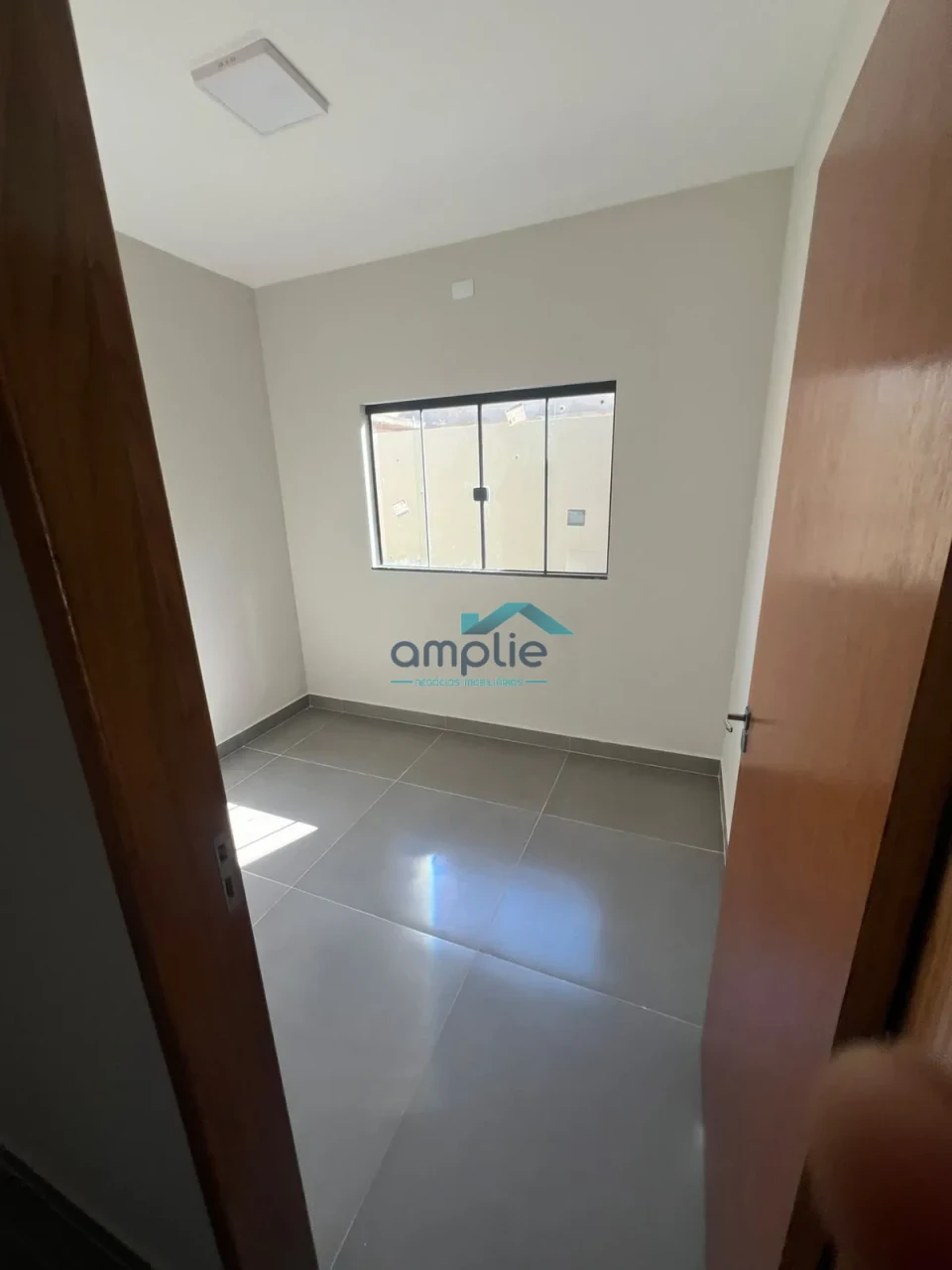 Imagens do imóveis Casa Geminada À Venda Pioneiros Londrina