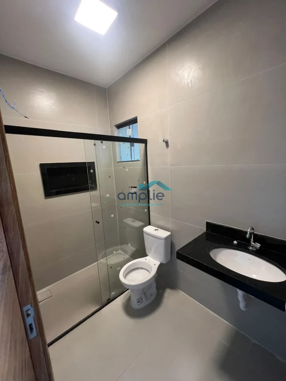 Imagens do imóveis Casa Geminada À Venda Pioneiros Londrina