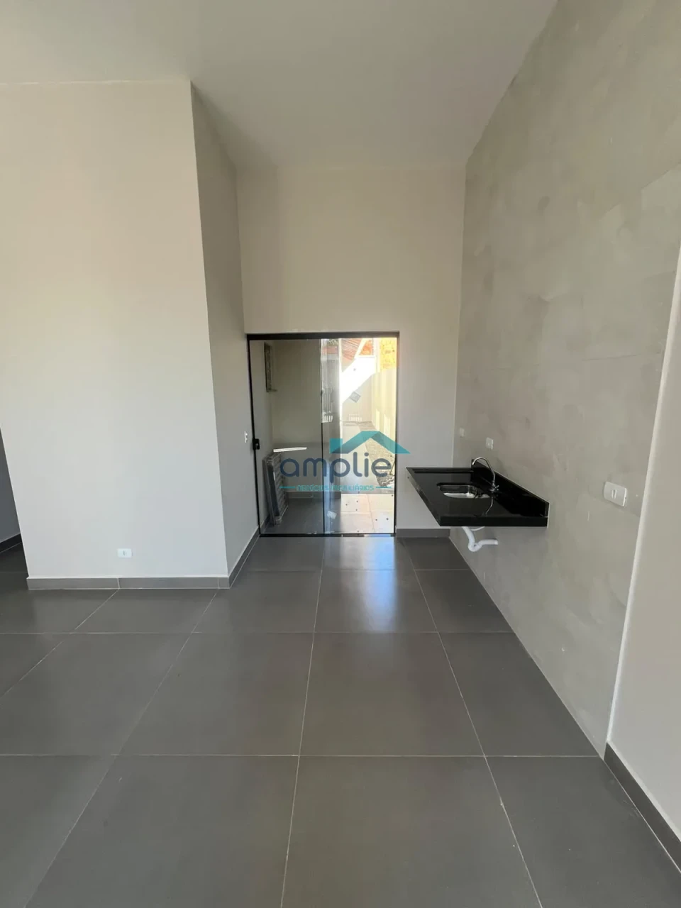Imagens do imóveis Casa Geminada À Venda Pioneiros Londrina