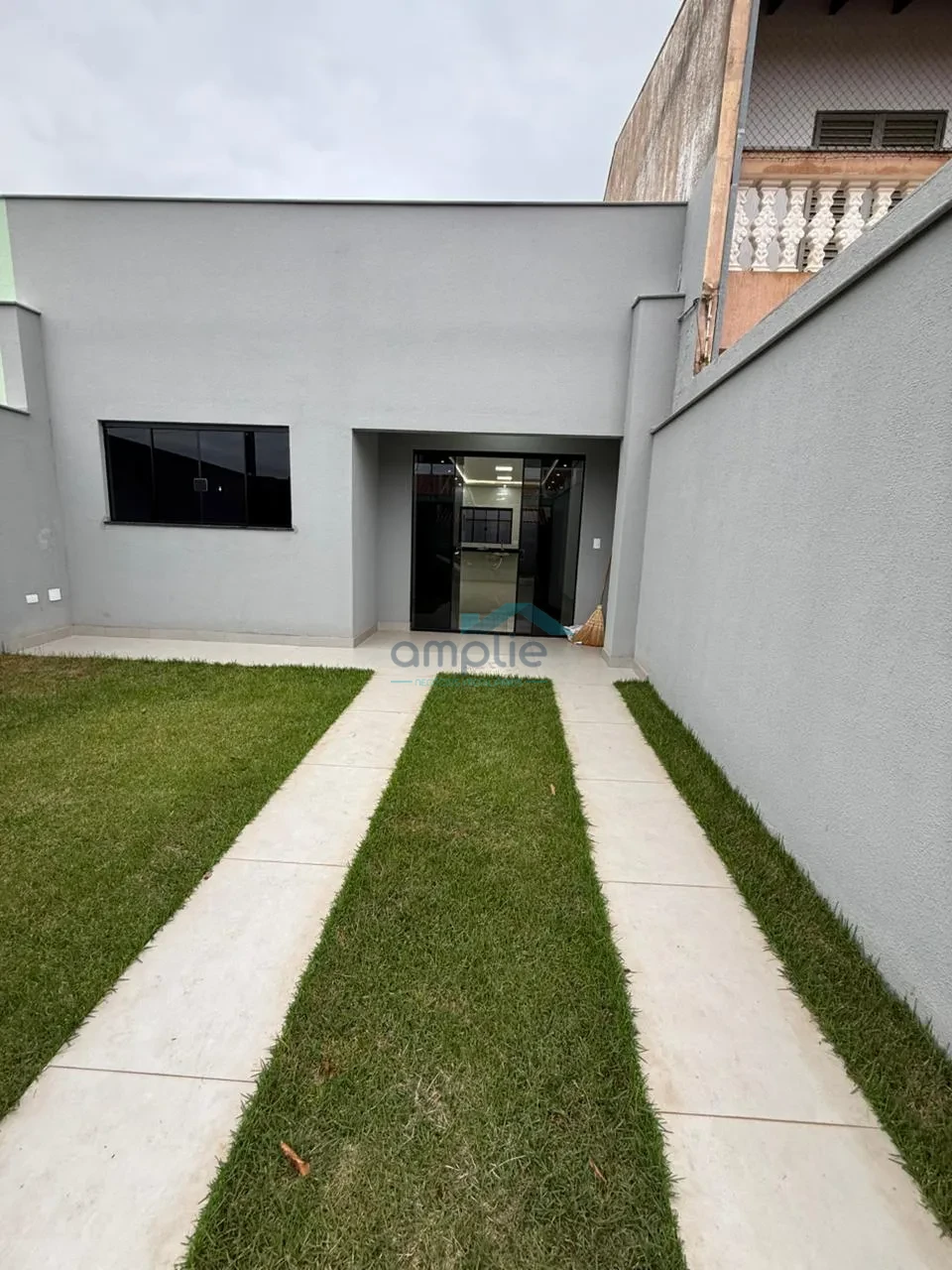 OPORTUNIDADE ZONA SUL -LONDRINA - CASA A VENDA