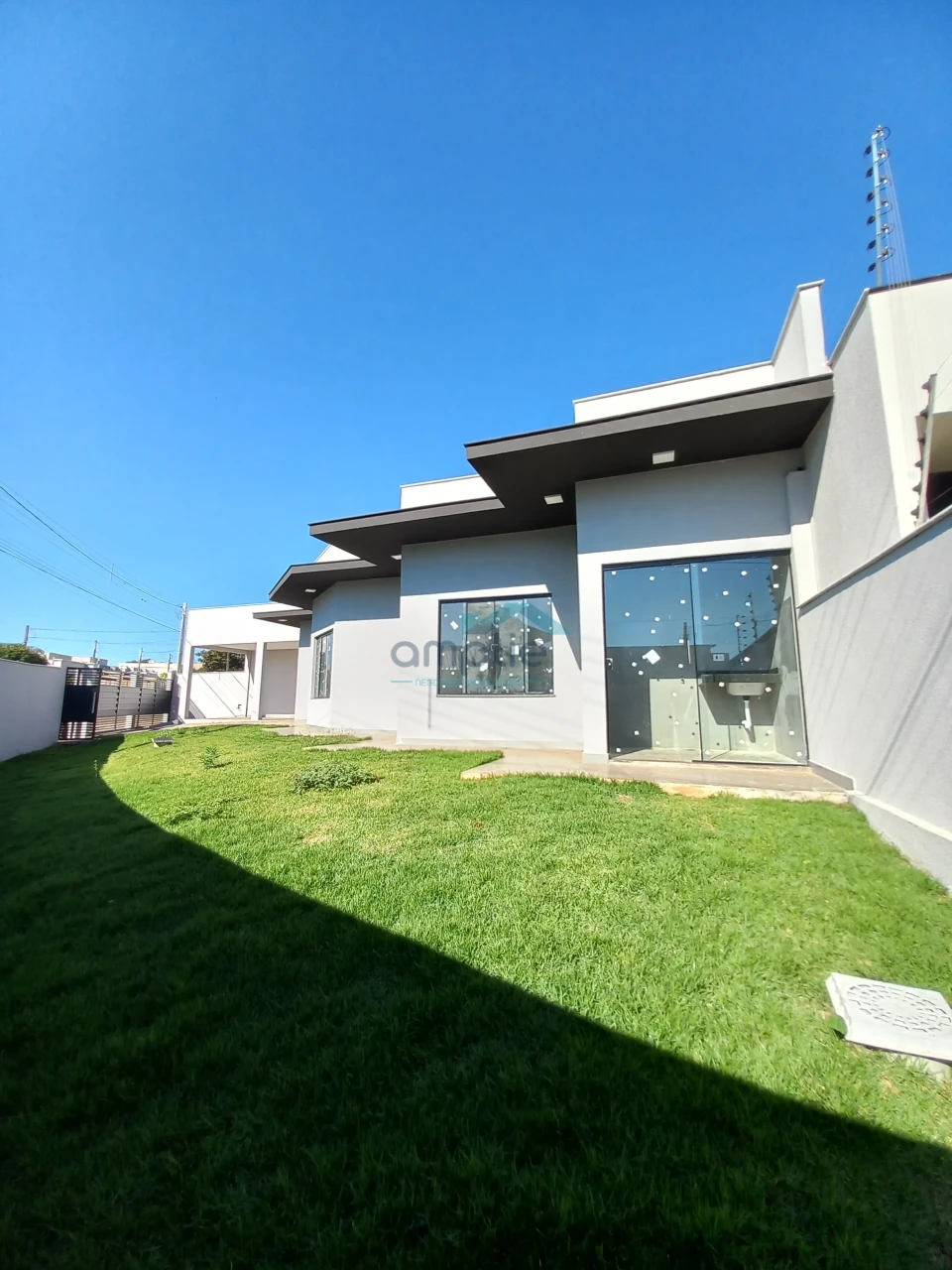 CASA LUXUOSA NA ZONA SUL - SOFISTICAÇÃO IMPONENTE.