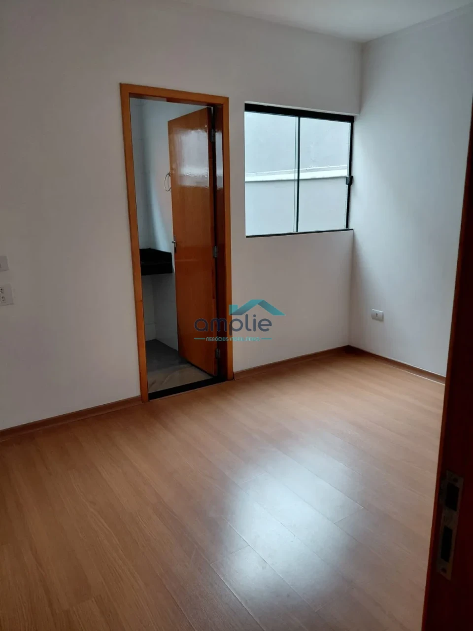 Imagens do imóveis Casa Geminada À Venda Jardim Montecatini Londrina