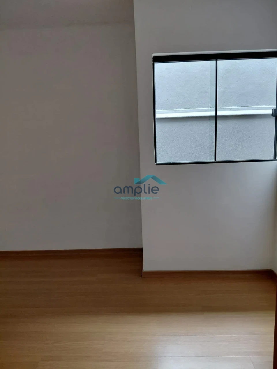 Imagens do imóveis Casa Geminada À Venda Jardim Montecatini Londrina