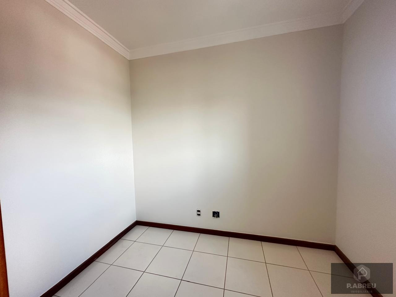 Imagens do imóveis Condomínio Edifício Raquel
