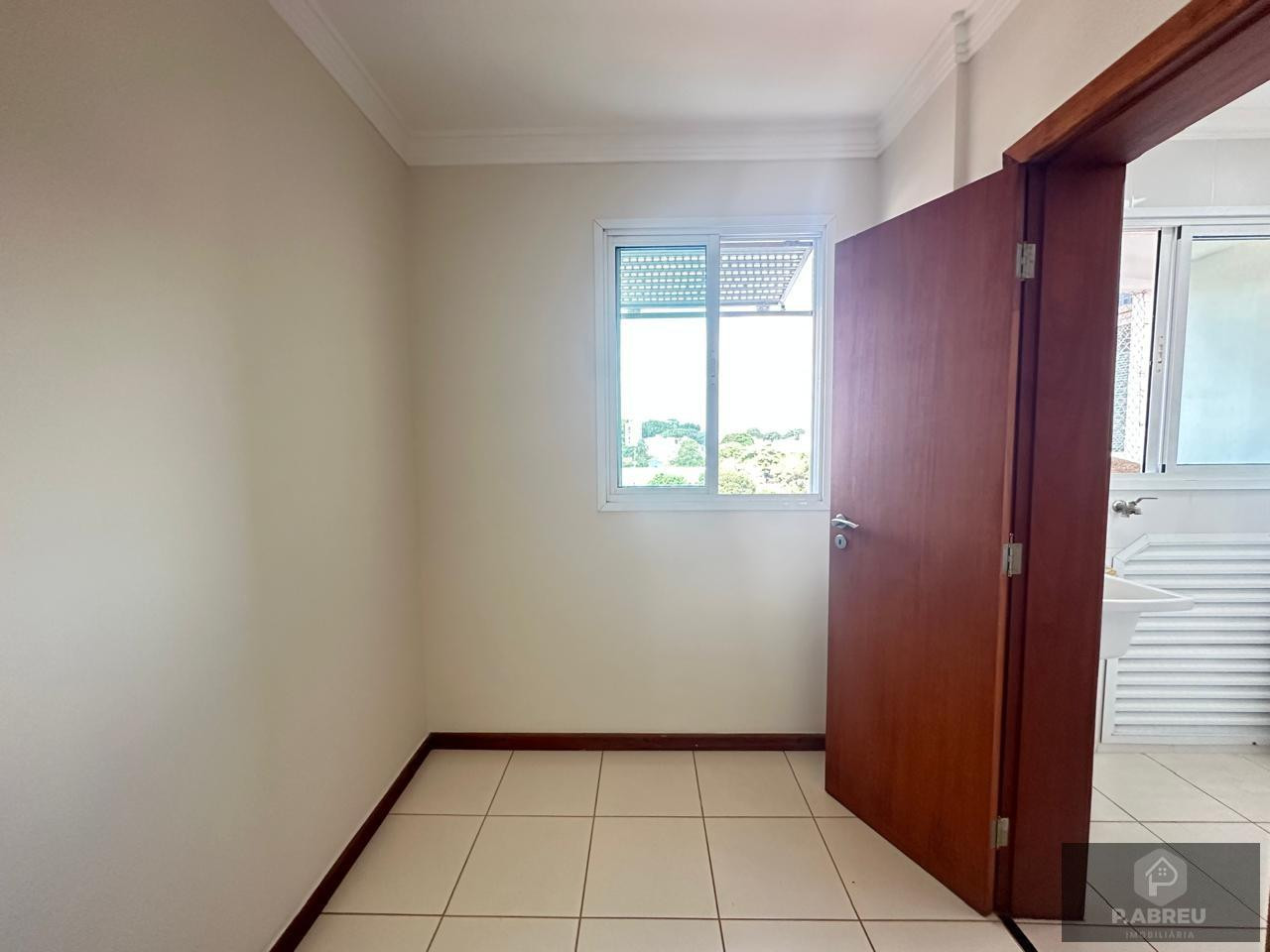 Imagens do imóveis Condomínio Edifício Raquel