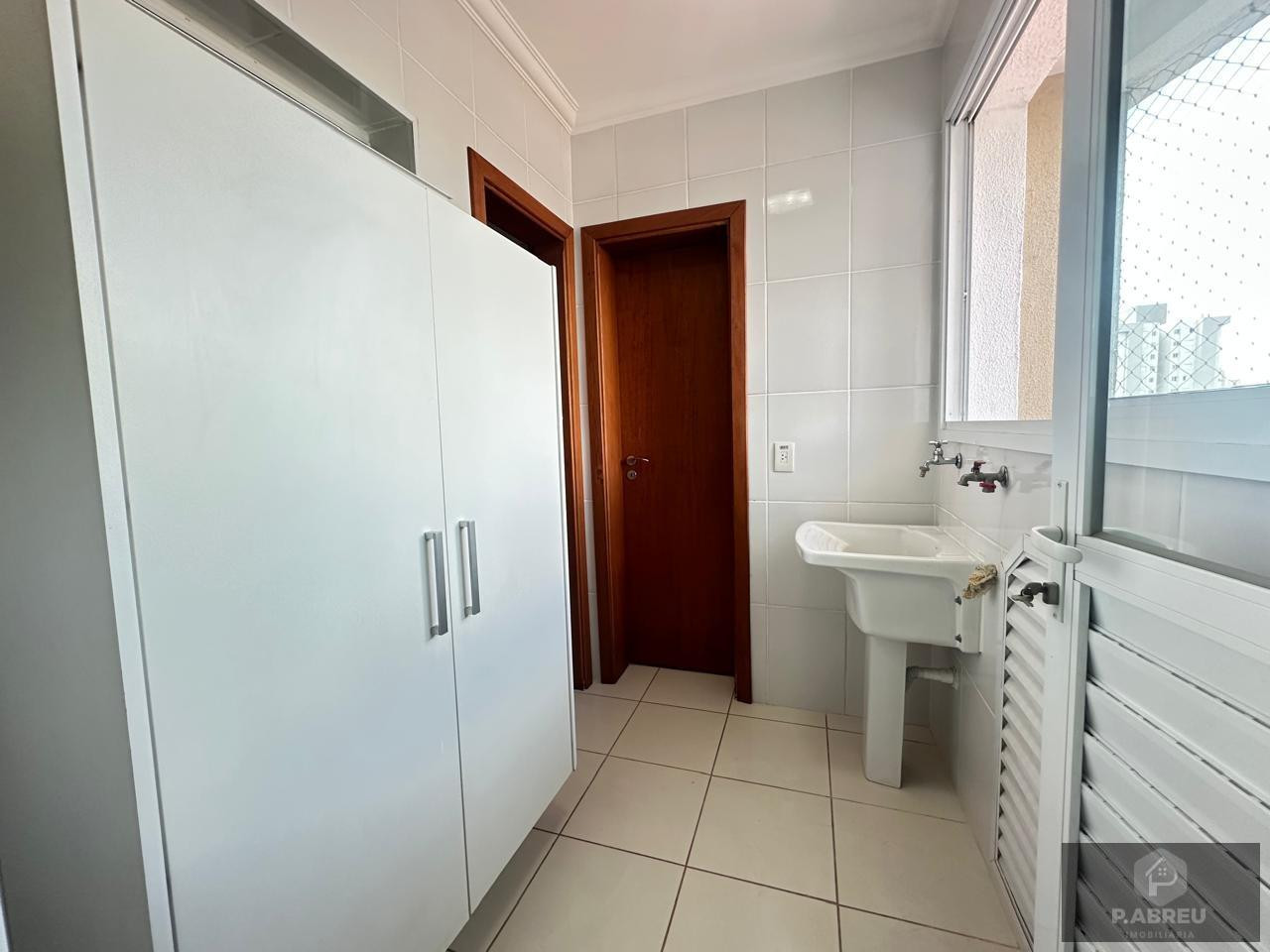 Imagens do imóveis Condomínio Edifício Raquel