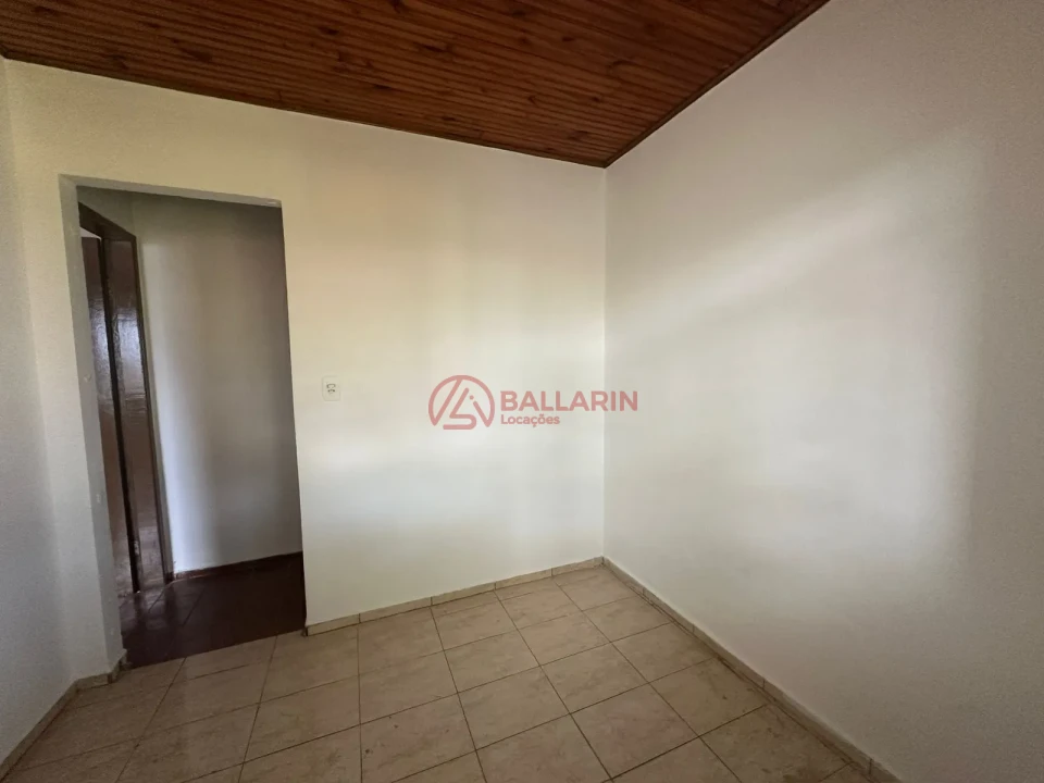 Imagens do imóveis Casa - AVENIDA LONDRINA 504 - FUNDOS - SAN RAFAEL