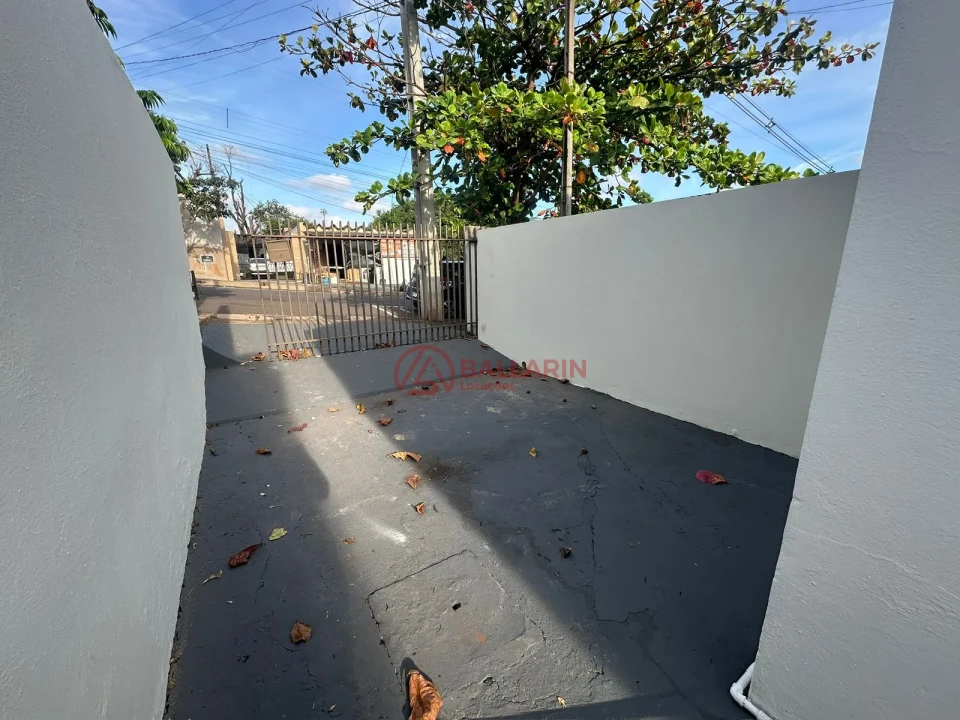 Imagens do imóveis Casa - AVENIDA LONDRINA 504 - FUNDOS - SAN RAFAEL