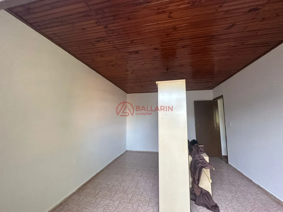 Imagens do imóveis Casa - AVENIDA LONDRINA 504 - FUNDOS - SAN RAFAEL