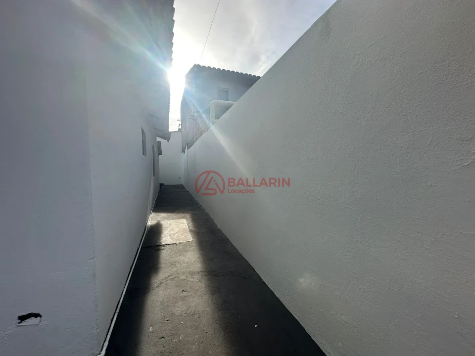 Imagens do imóveis Casa - AVENIDA LONDRINA 504 - FUNDOS - SAN RAFAEL