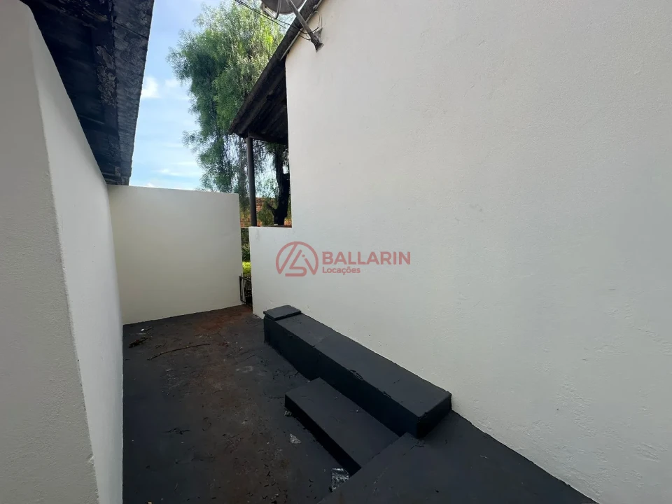 Imagens do imóveis Casa - AVENIDA LONDRINA 504 - FUNDOS - SAN RAFAEL