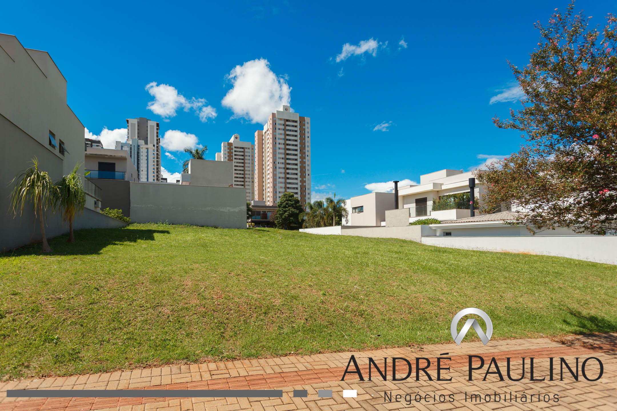 CONDOMÍNIO VILLE CAMPESTRE