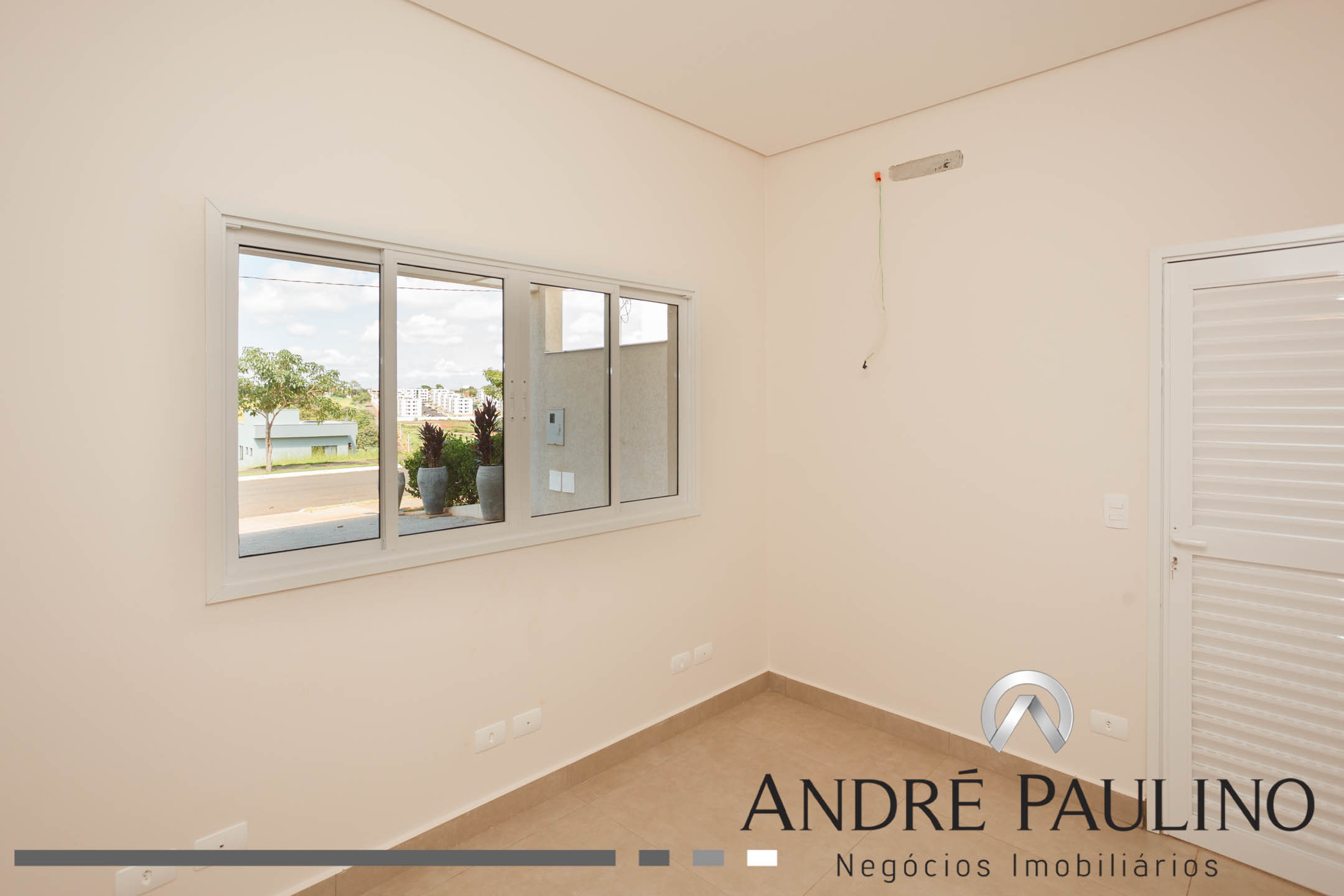 CONDOMÍNIO PARQUE TAUÁ