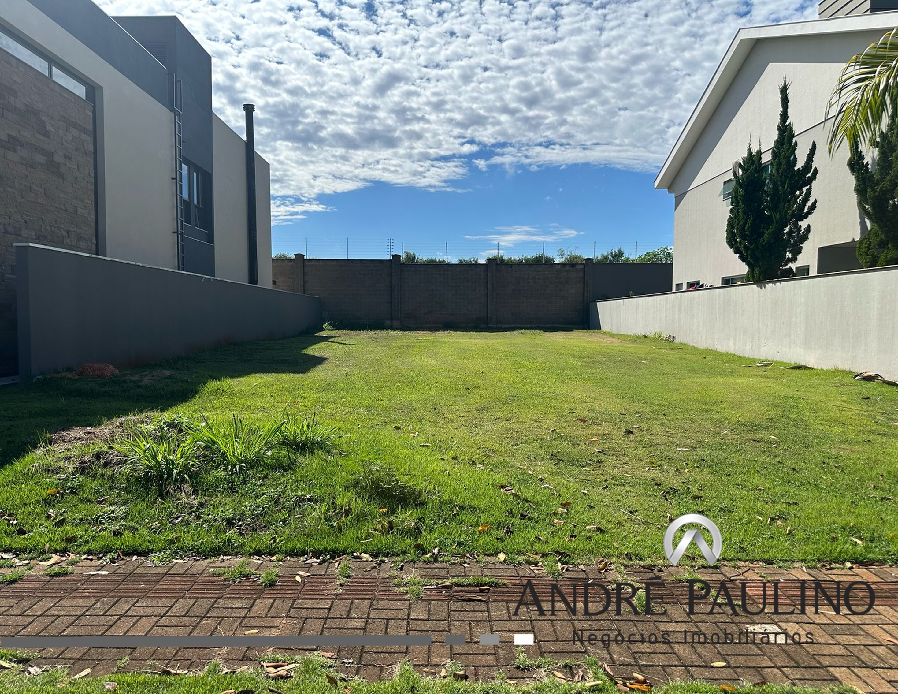 CONDOMÍNIO ALPHAVILLE 2