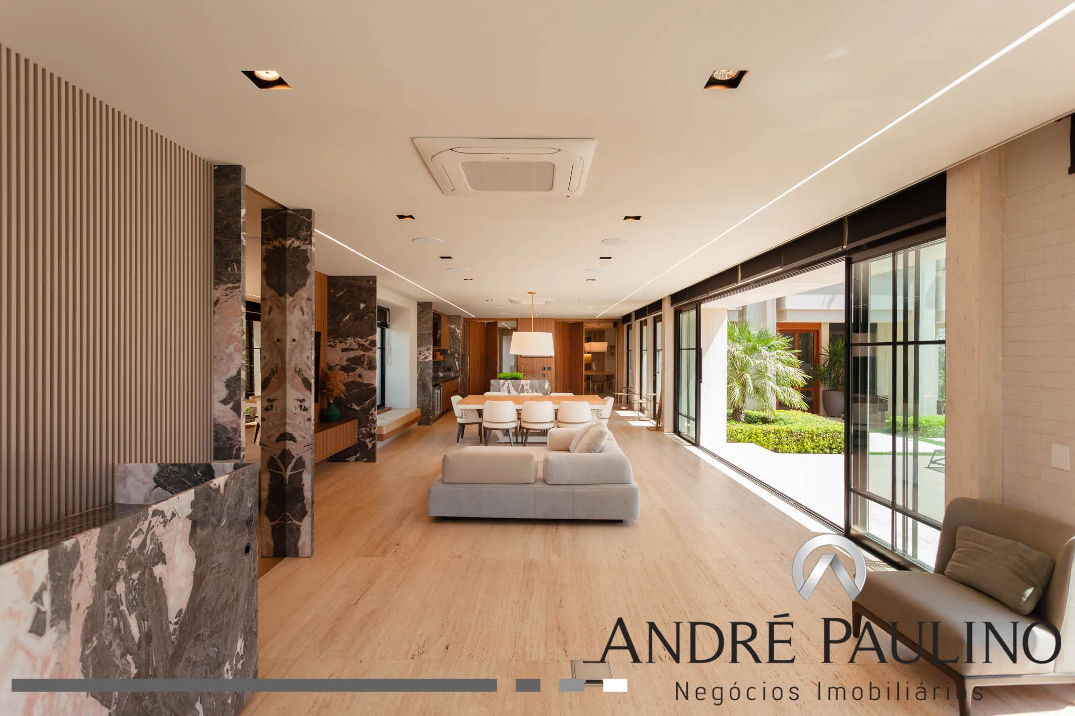 CONDOMÍNIO EURO ROYAL