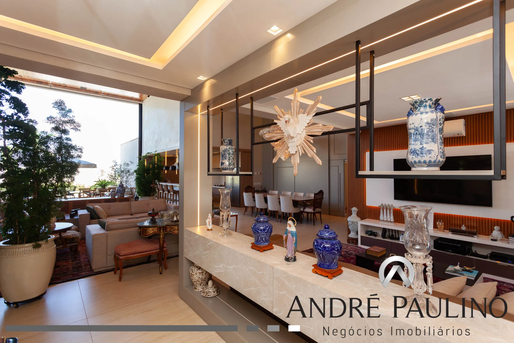 CONDOMÍNIO ALPHAVILLE 1 (Imbuias e Jacarandás)