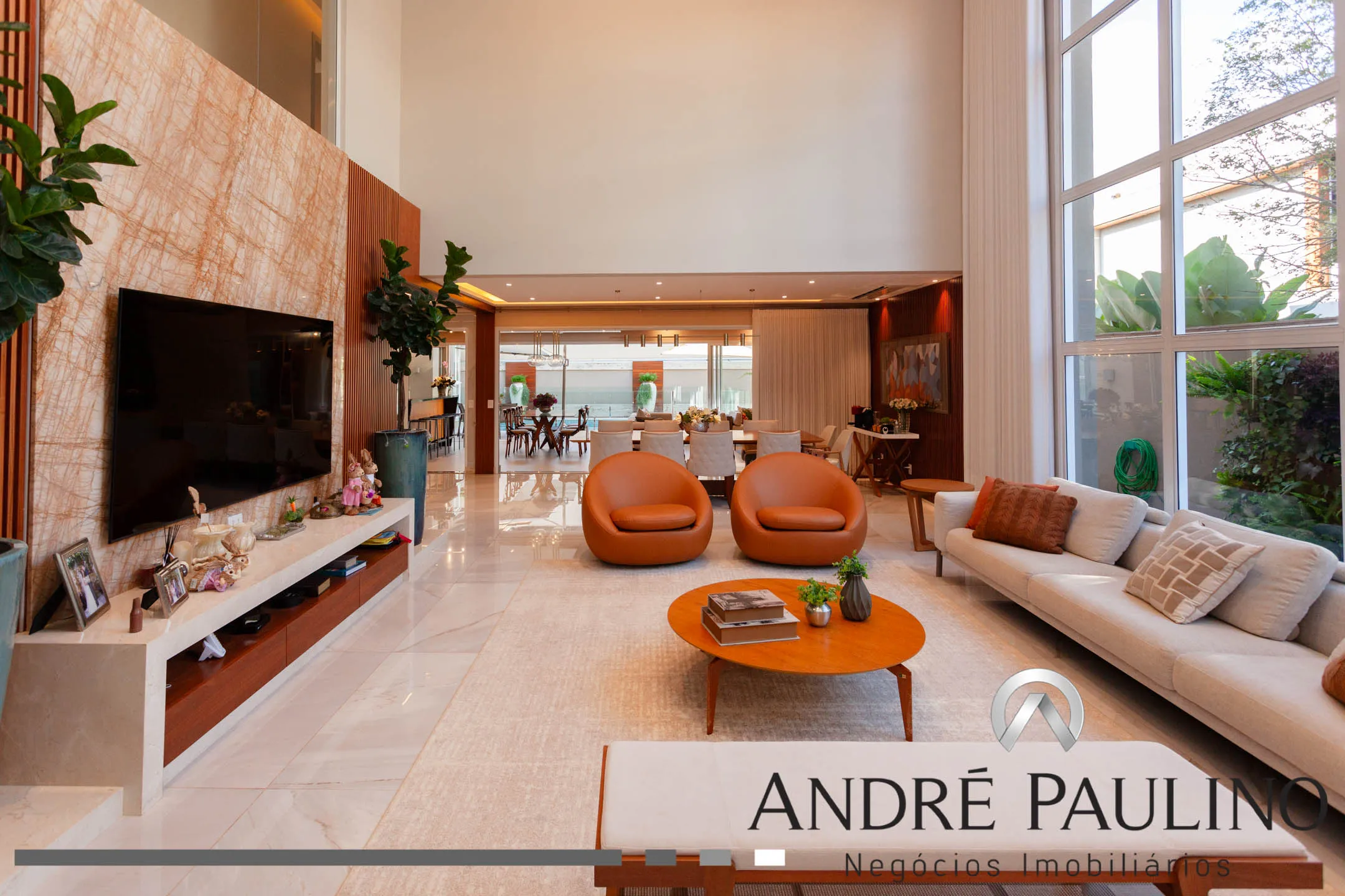 CONDOMÍNIO ALPHAVILLE 1 (Imbuias e Jacarandás)