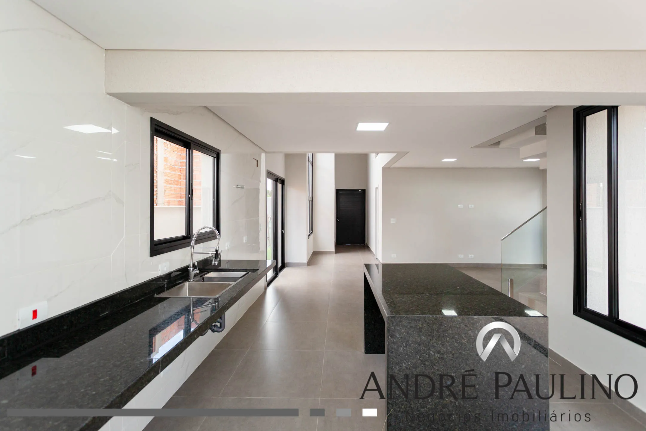 CONDOMÍNIO PARQUE TAUÁ