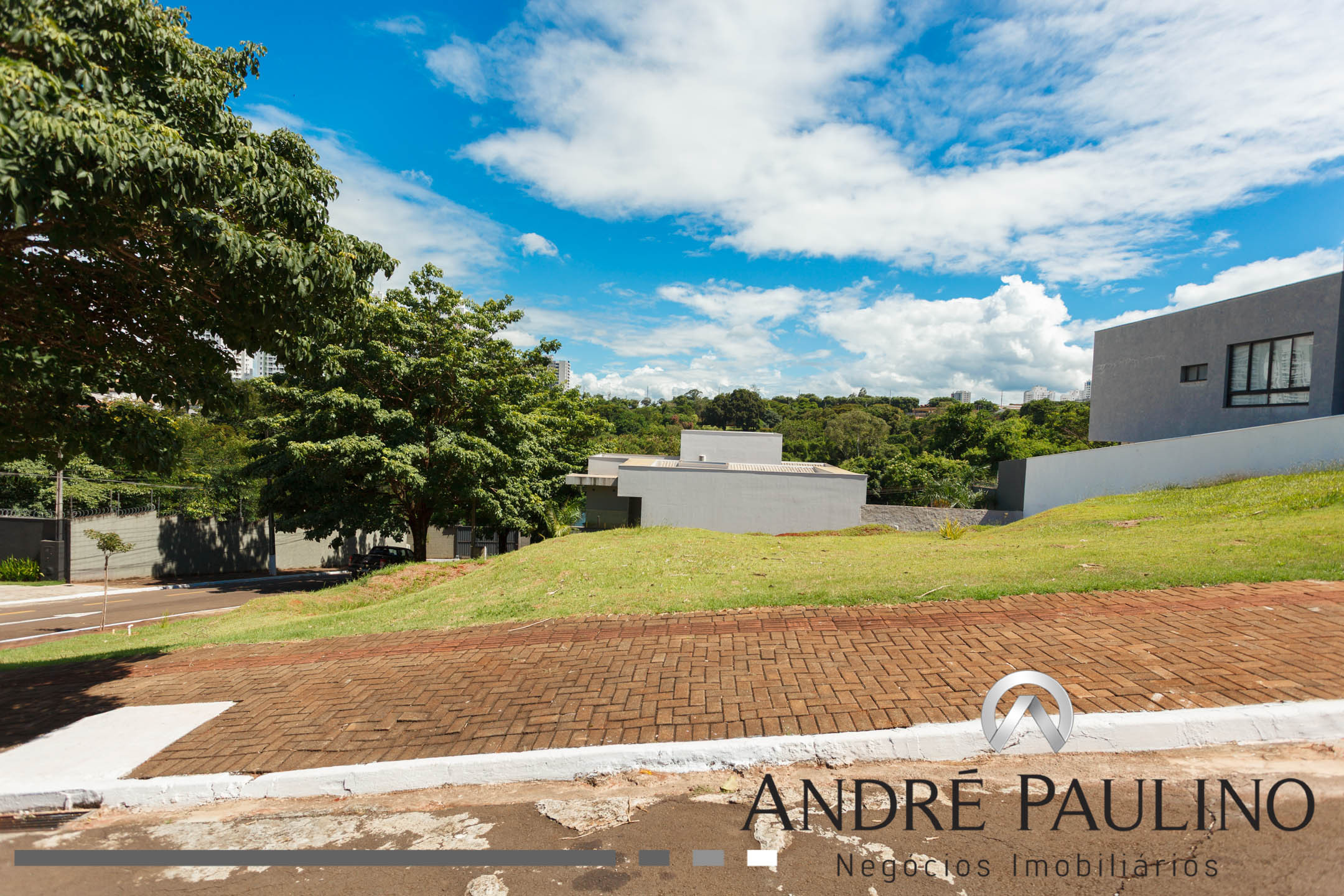 CONDOMÍNIO VILLE CAMPESTRE