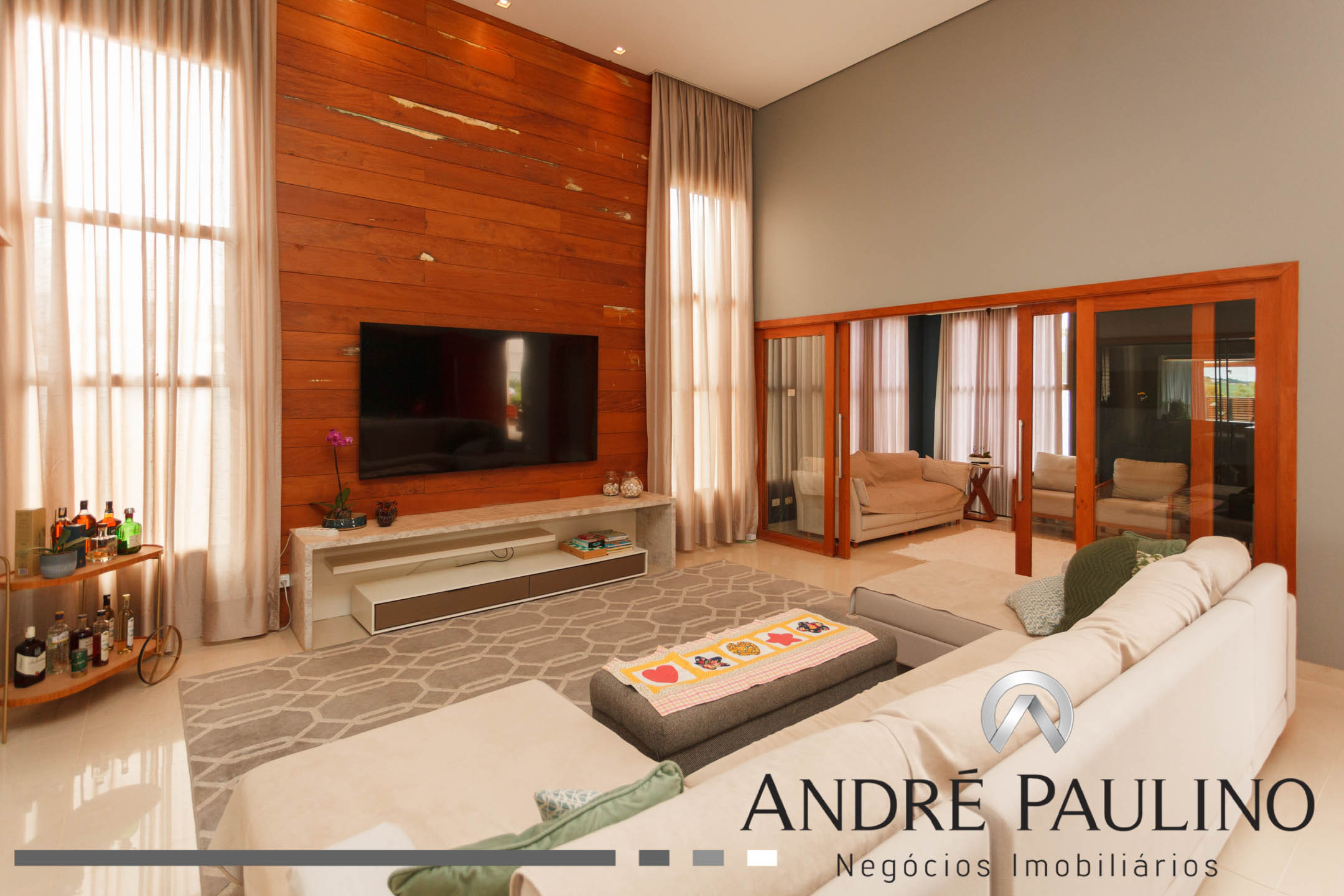 CONDOMÍNIO VILLAGE PREMIUM