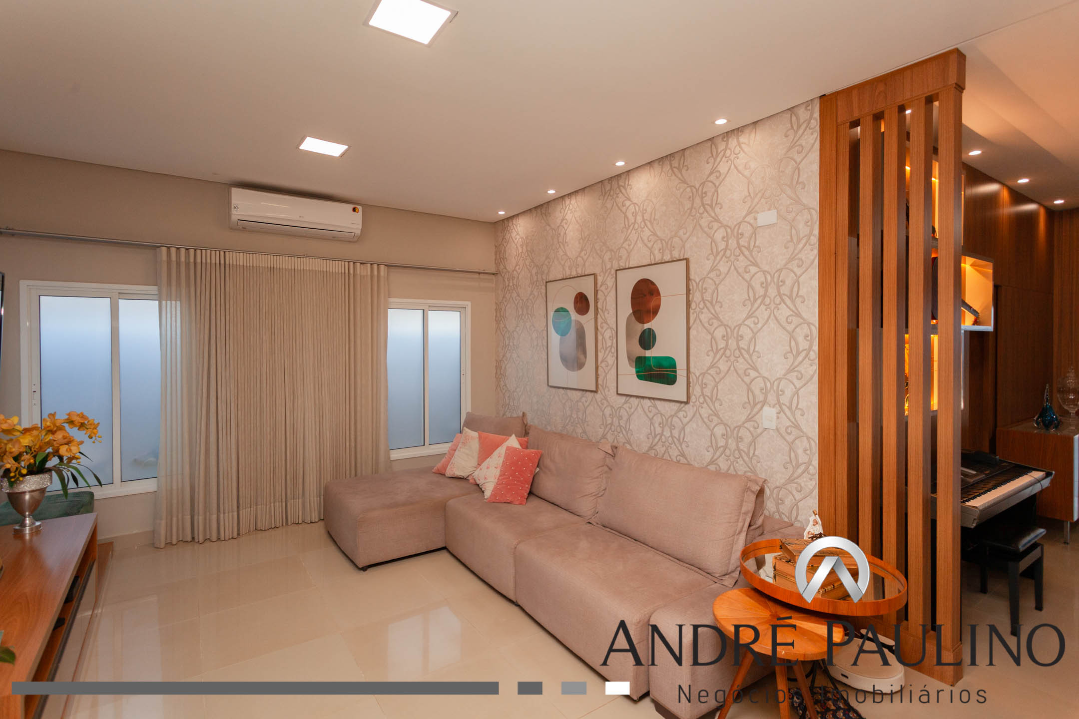 CONDOMÍNIO SUN LAKE