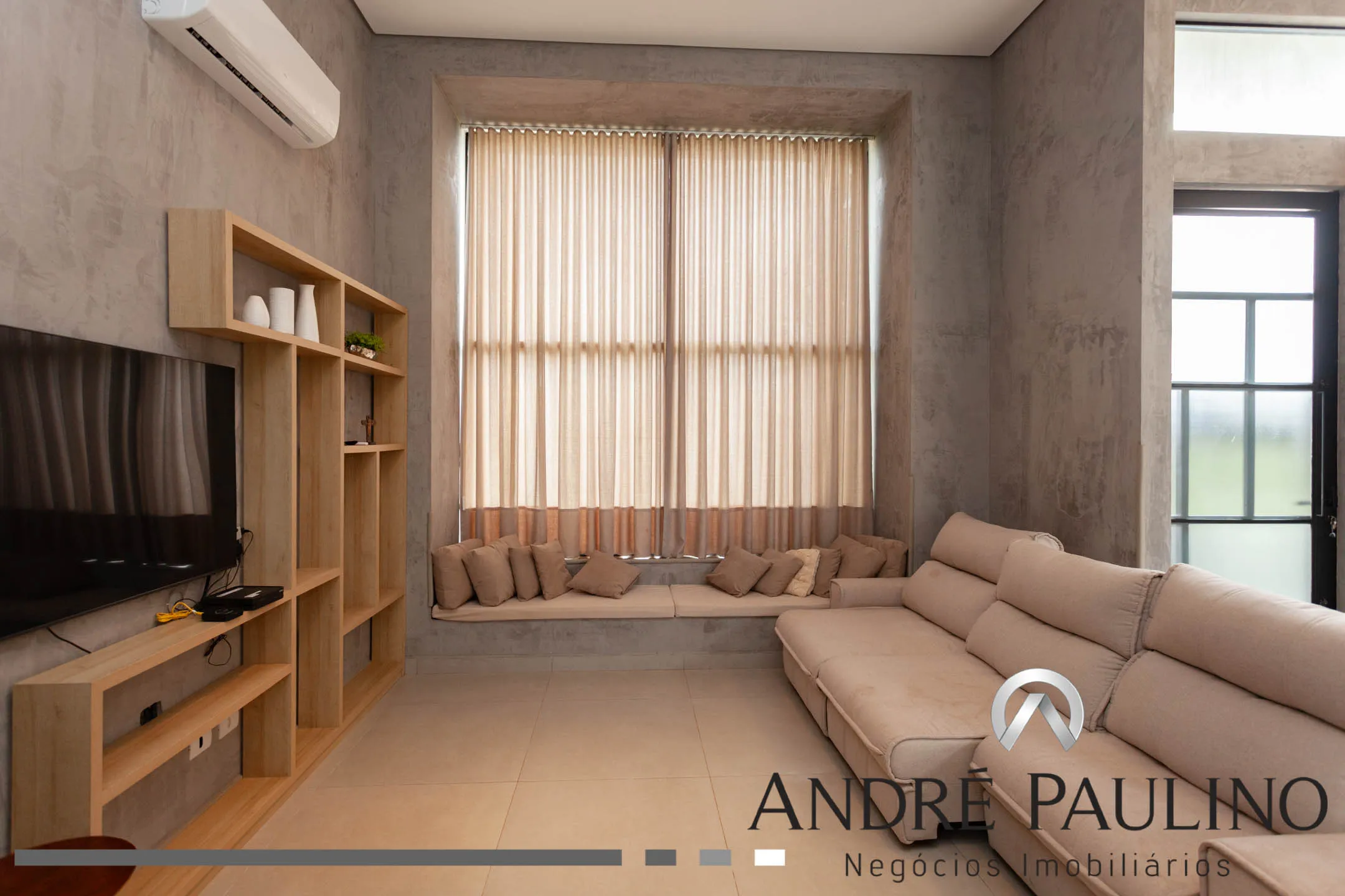 CONDOMÍNIO SUN LAKE