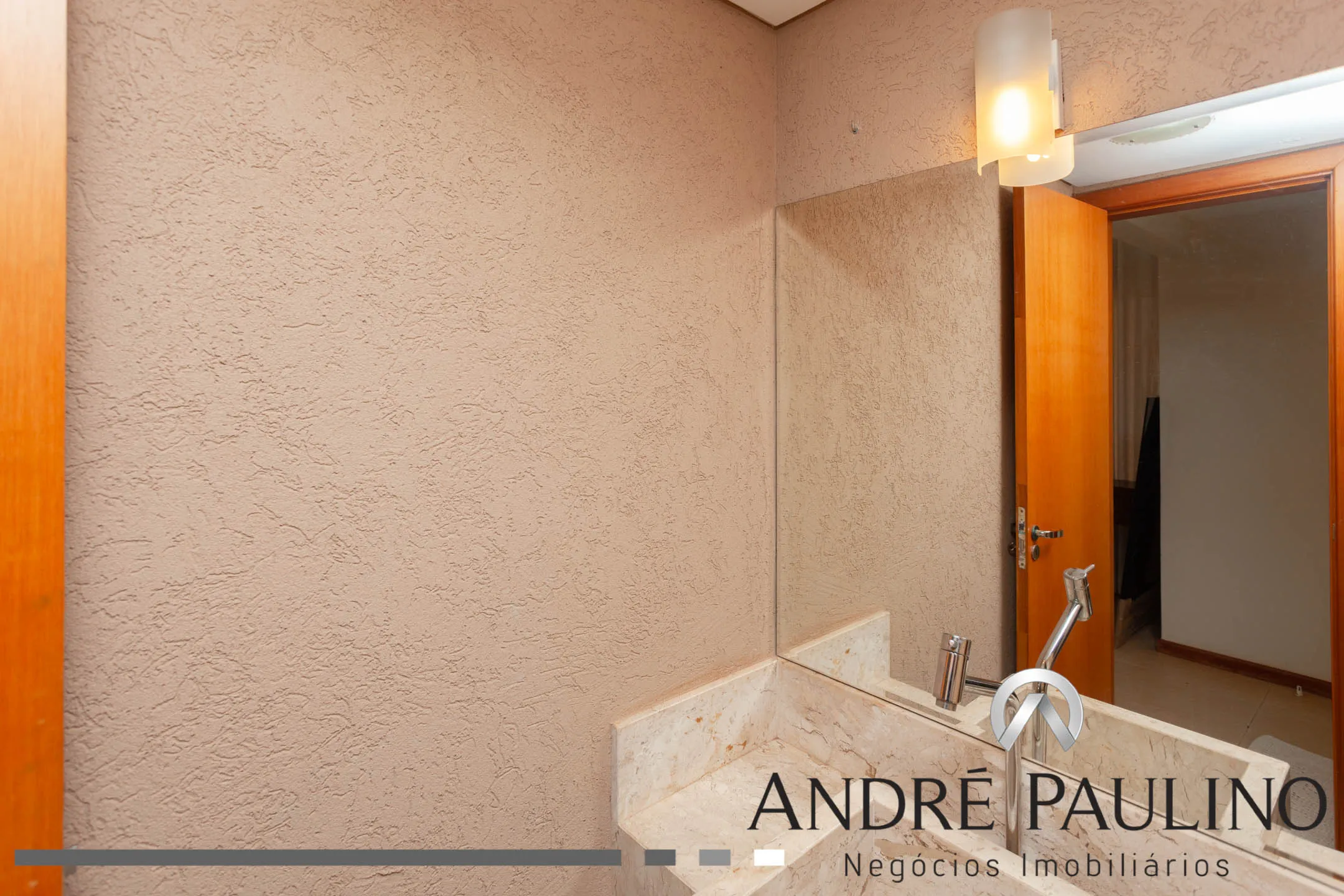 Condomínio Royal Forest