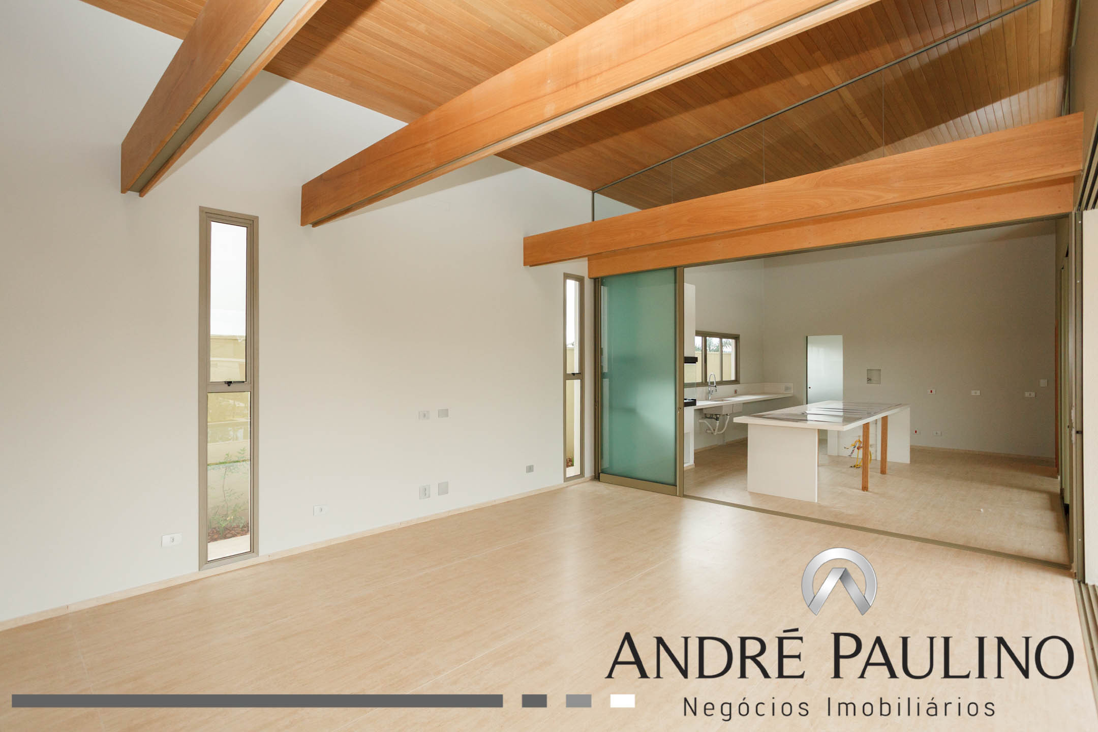 CONDOMÍNIO SUN LAKE